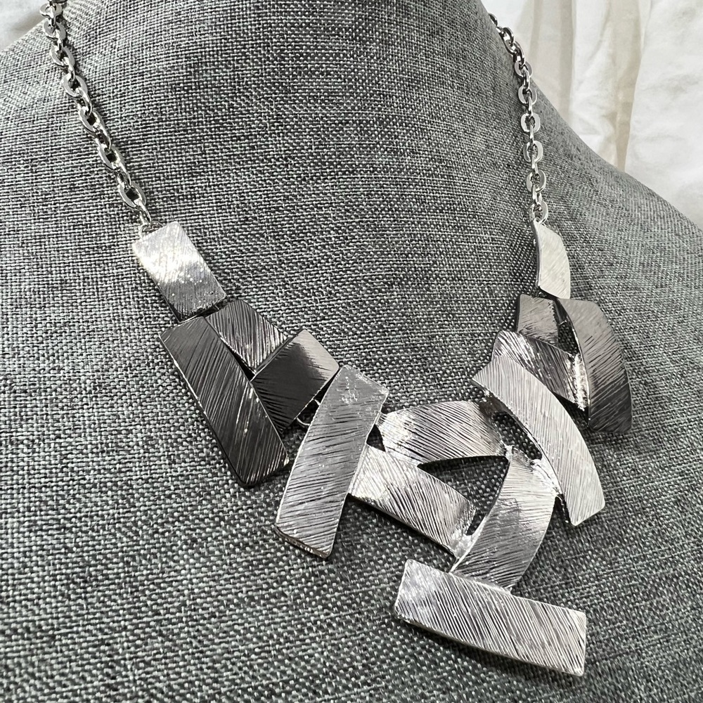 Fashion Jewelry Stainless Steel Coated in Silver And Gun Metal Plated Finish☑️ - Picture 10 of 10
